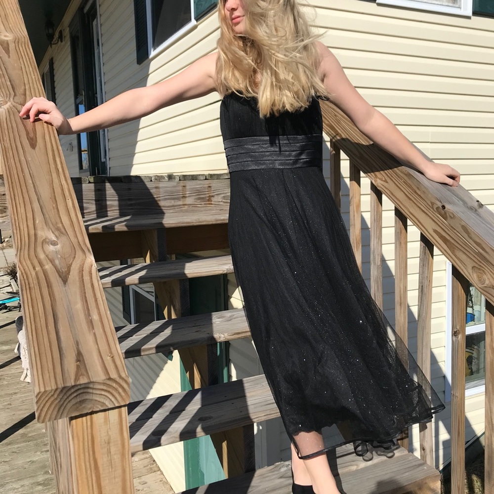 Black glitter prom dress (size 7)
